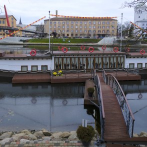 Pontons - Banketu zāle Silva uz ūdens Pontons - Banketu zāle Silva uz ūdens