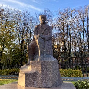 Raiņa piemineklis, Esplanāde, Rīga Raiņa piemineklis, Esplanāde, Rīga