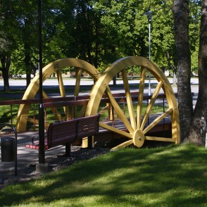 Tiltiņš Reņķa dārzā Tiltiņš Reņķa dārzā