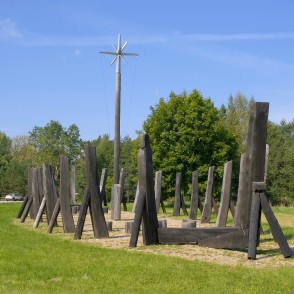 Skulptūra "Burinieku gadsimts" (Miķeļtornis) Skulptūra "Burinieku gadsimts" (Miķeļtornis)