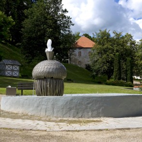 "Zīles" skulptūras strūklaka, Kandava "Zīles" skulptūras strūklaka, Kandava