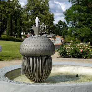 "Zīles" skulptūras strūklaka, Kandava "Zīles" skulptūras strūklaka, Kandava