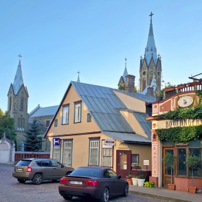 Mājīga kafejnīca "Boulangerie" Liepājas vecpilsētā Mājīga kafejnīca "Boulangerie" Liepājas vecpilsētā