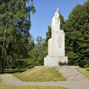 Kārļa Zemdegas piemineklis Džūkstes un Slampes draudzes dēliem Kārļa Zemdegas piemineklis Džūkstes un Slampes draudzes dēliem