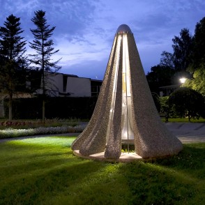 Skulptūra "Vēja zvans" Siguldā Skulptūra "Vēja zvans" Siguldā