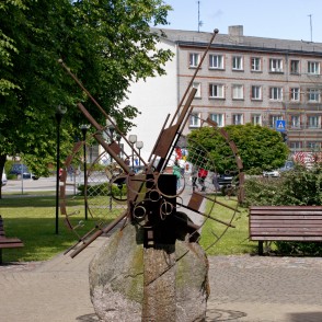Raimonda Gabaliņa skulptūra "Problēmas risinājums" Raimonda Gabaliņa skulptūra "Problēmas risinājums"