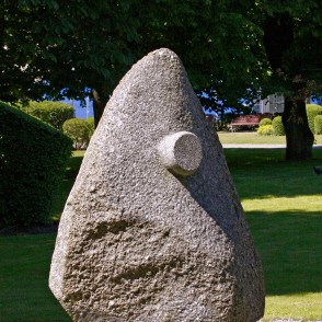 Colin Foster skulptūra "Lieta XII" (Ungārija) Colin Foster skulptūra "Lieta XII" (Ungārija)