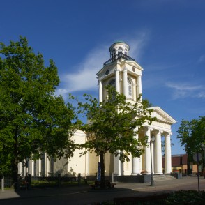 Nikolaja Evanģēliski luteriskā baznīca Ventspilī Nikolaja Evanģēliski luteriskā baznīca Ventspilī