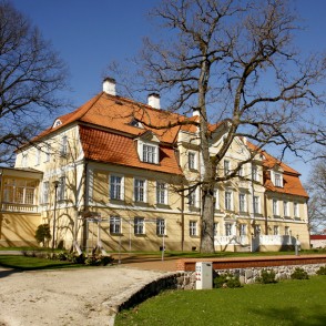 Mālpils muižas Kungu māja Mālpils muižas Kungu māja