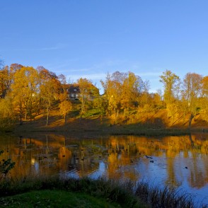 Skats no Smiltenes parka uz Kalnamuižu Skats no Smiltenes parka uz Kalnamuižu