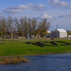 Latvijas simtgades zīme Pasta salā Latvijas simtgades zīme Pasta salā