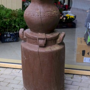 Koka skulptūras Aizputes tirgū Koka skulptūras Aizputes tirgū