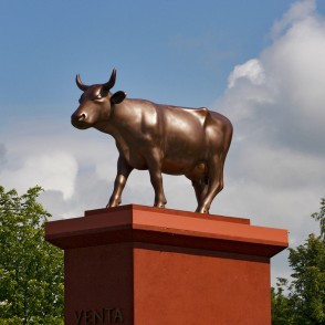 Govs koloss (Gļebs Panteļejevs) Govs koloss (Gļebs Panteļejevs)