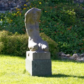 Skulptūra Pretī saulei Bastejkalnā Skulptūra Pretī saulei Bastejkalnā