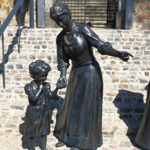 J. Rozentāla gleznas tēlu bronzas skulptūras, Saldus J. Rozentāla gleznas tēlu bronzas skulptūras, Saldus