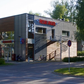 Ātrās apkalpošanas restorāns "Hesburger" (Ventspils) Ātrās apkalpošanas restorāns "Hesburger" (Ventspils)