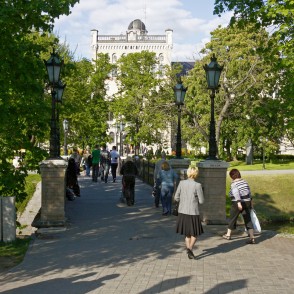 Timma tilts Operas skvērā Timma tilts Operas skvērā