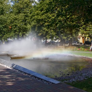 Strūklaka “Saules laiviņas” Ventspilī Strūklaka “Saules laiviņas” Ventspilī