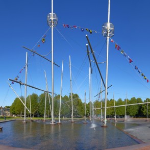 Ventspils Lielā laukuma strūklaka "Fregate "Valzivs"" Ventspils Lielā laukuma strūklaka "Fregate "Valzivs""