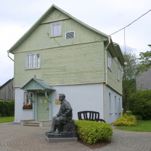 Jāņa Rozentāla skulpturālais portrets. Tēlnieks-Valdis Albergs Jāņa Rozentāla skulpturālais portrets. Tēlnieks-Valdis Albergs