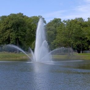 Reņķa dārza strūklaka - Fridrihs Kazimirs Reņķa dārza strūklaka - Fridrihs Kazimirs