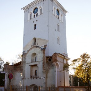 Jelgavas Sv. Trīsvienības baznīcas tornis Jelgavas Sv. Trīsvienības baznīcas tornis