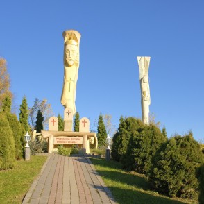 Wooden Sculptures On Mount Of Christ The King Wooden Sculptures On Mount Of Christ The King