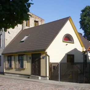 Koka māja Audēju ielā 11, Ventspils Koka māja Audēju ielā 11, Ventspils