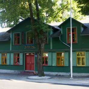 Viesnīca "Raibie logi" Viesnīca "Raibie logi"