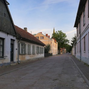 Kuldīgas vecpilsēta, Dzirnavu iela Kuldīgas vecpilsēta, Dzirnavu iela