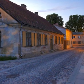 Kuldīgas vecpilsēta, Alunāna iela 4 Kuldīgas vecpilsēta, Alunāna iela 4