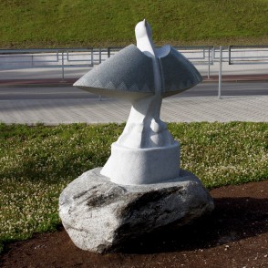 Tēlnieka Jāņa Karlova skulptūra "Baltā Cielava" Tēlnieka Jāņa Karlova skulptūra "Baltā Cielava"