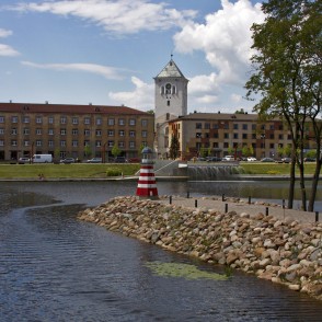 Skats uz Jāņa Čakstes bulvāra promenādi Skats uz Jāņa Čakstes bulvāra promenādi