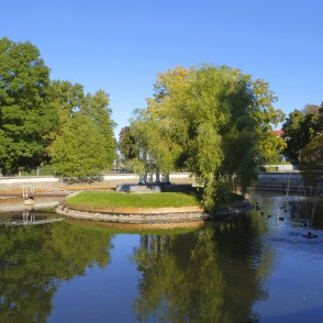 Liepāja. Gulbju dīķis Liepāja. Gulbju dīķis