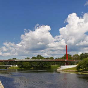 Jāņa Čakstes bulvāra promenāde un Pasta sala Jāņa Čakstes bulvāra promenāde un Pasta sala
