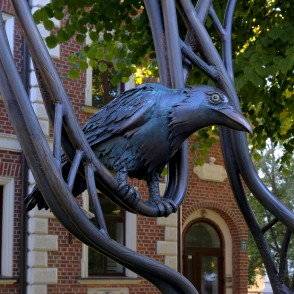 Liepājas himnas skulptūra - Vārna Liepājas himnas skulptūra - Vārna