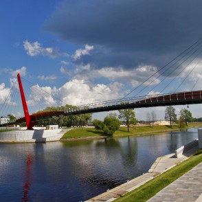 Jāņa Čakstes bulvāra promenāde un Pasta sala Jāņa Čakstes bulvāra promenāde un Pasta sala