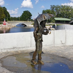 Skulptūra - strūklaka „Jelgavas students" Skulptūra - strūklaka „Jelgavas students"