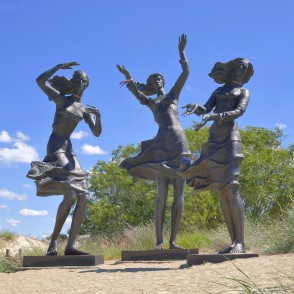 Three women sculpture Fisherman Daughters in Sventoji Three women sculpture Fisherman Daughters in Sventoji