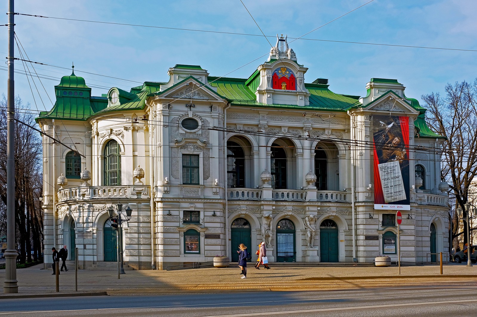 Latvijas Nacionālais teātris, Kronvalda bulv. 2, Rīga