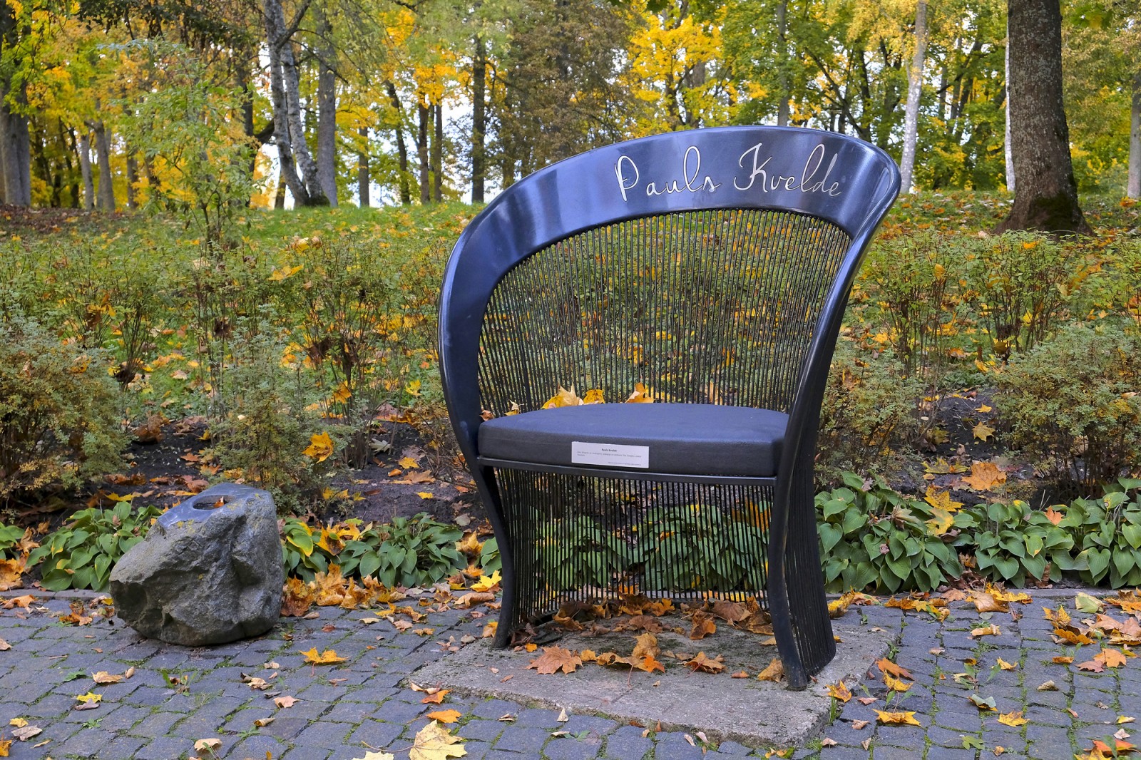 Goda krēsls Paulam Kveldem